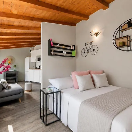 Bloft Boutique Free Parking Metro Duomo Daire